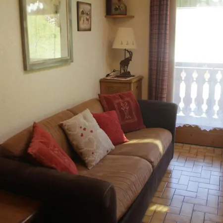 Appartement Cozy In With Balcony Châtel
